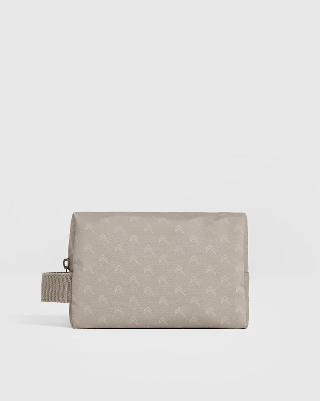 Small Monogram Washbag | Minky