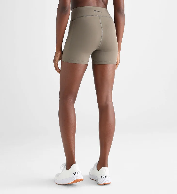 Women's High-Rise Form Short 4""