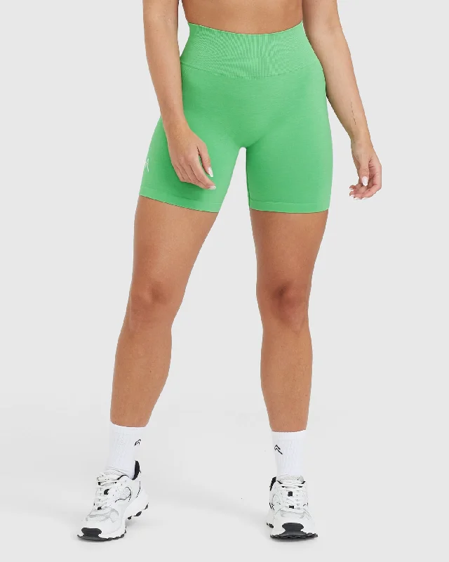 Effortless Seamless Shorts | Jade