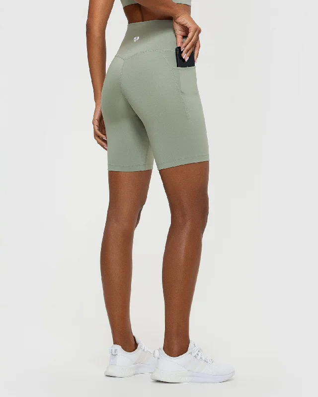 Essential Cycling Shorts with Pockets | Olive