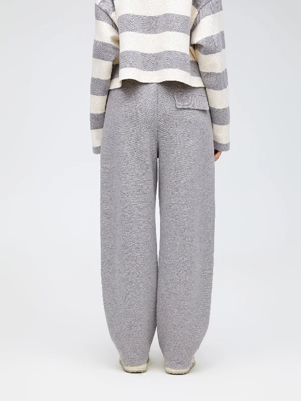 Pleated Sweatshirt Pants