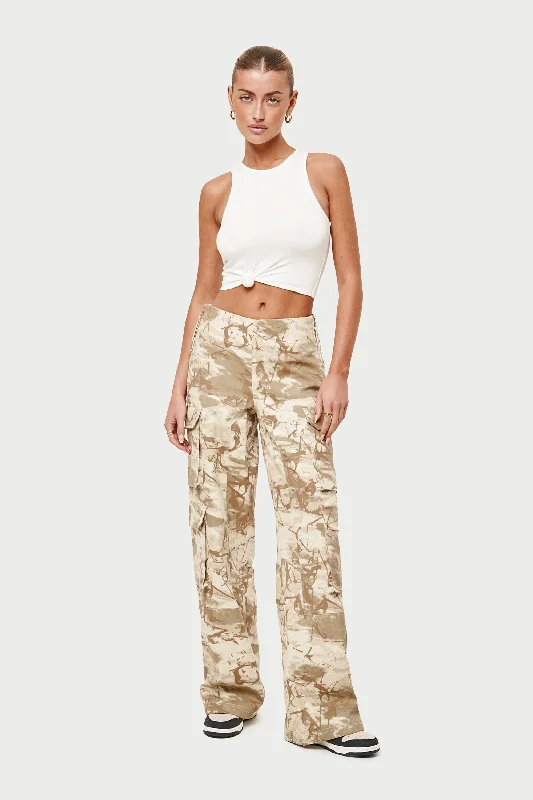 SIDE ZIP CAMO CARGO PANTS - BEIGE