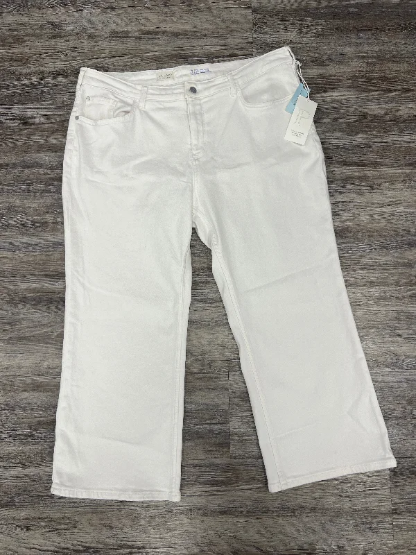 White Jeans Flared Pilcro, Size 20